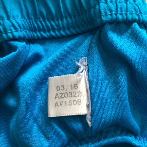 Reebok Running Shorts with Inner Pocket - Picture 9 of 10